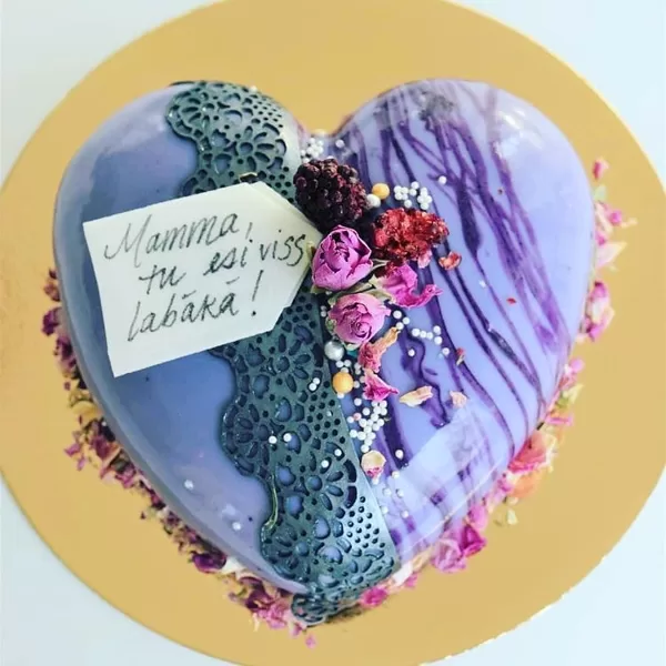 Instagram - @cakeberg
